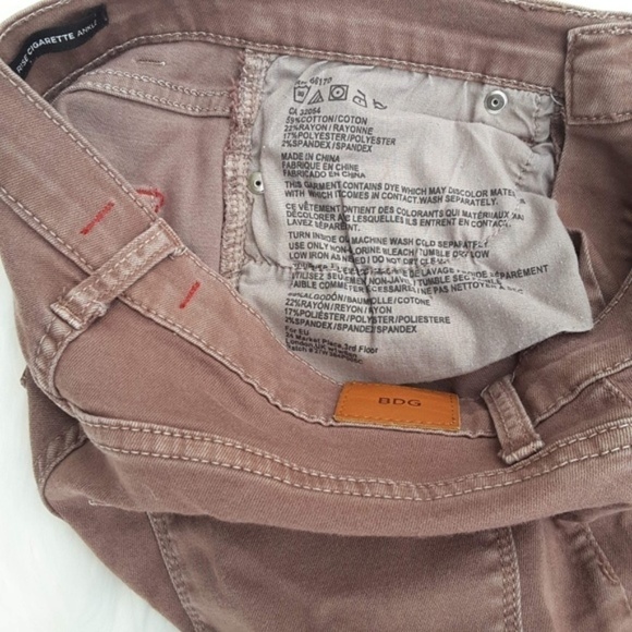 UO BDG High Rise Cigarette Ankle Jeans - Picture 5 of 5